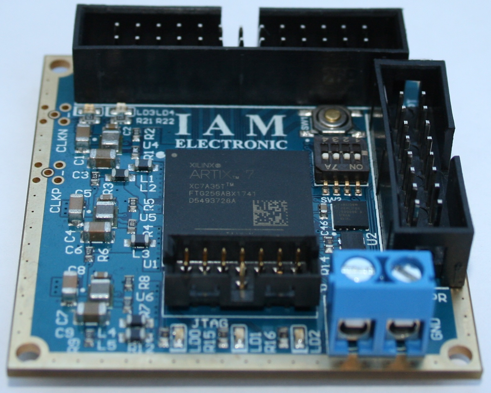 Tiny FPGA module, resistor jumpers, bottom layer